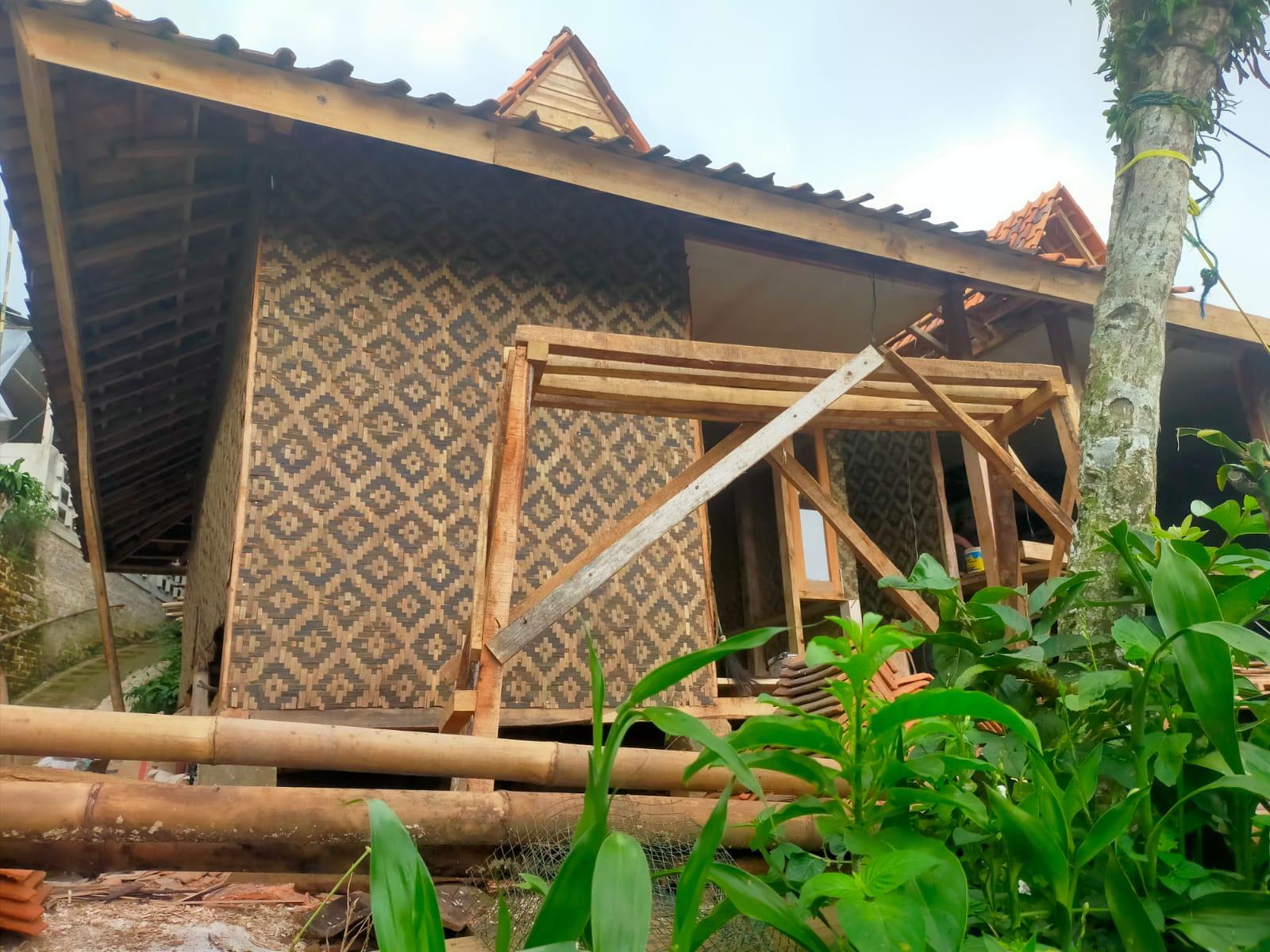  KEGIATAN PERBAIKAN RUMAH TIDAK LAYAK HUNI (RUTILAHU)