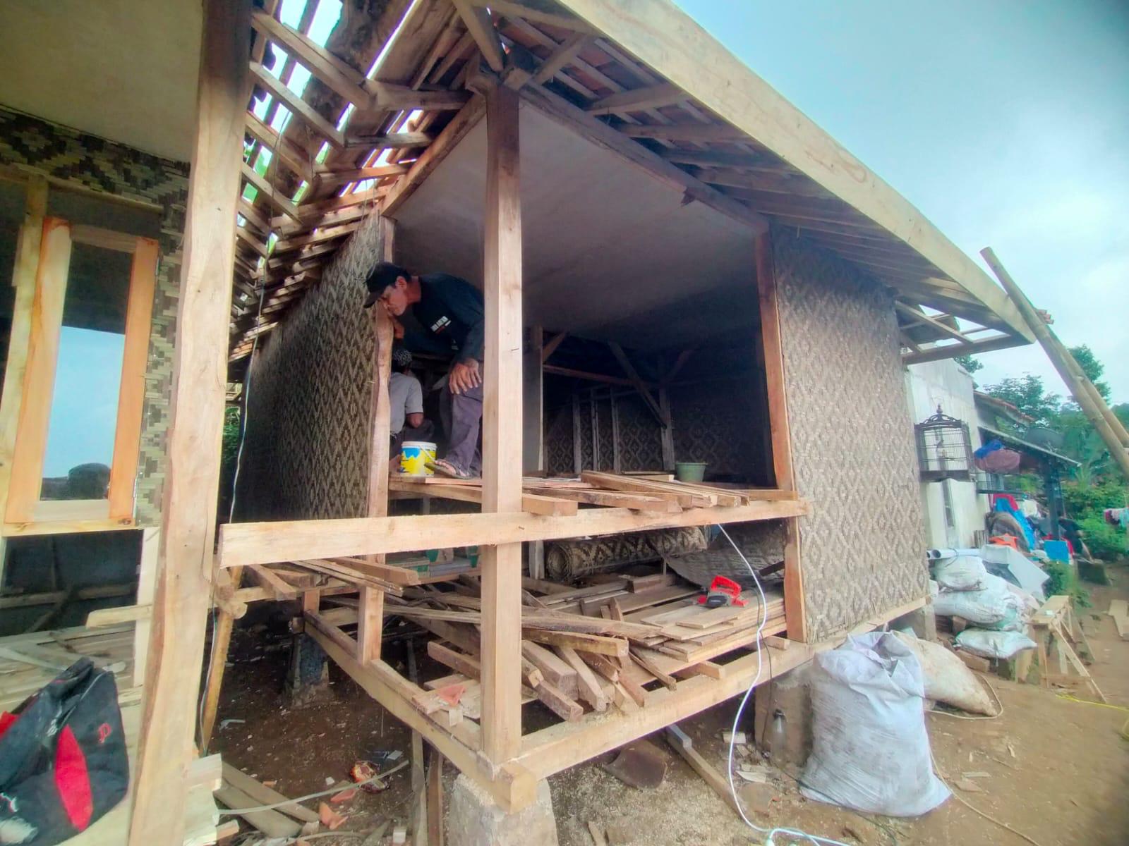  KEGIATAN PERBAIKAN RUMAH TIDAK LAYAK HUNI (RUTILAHU)